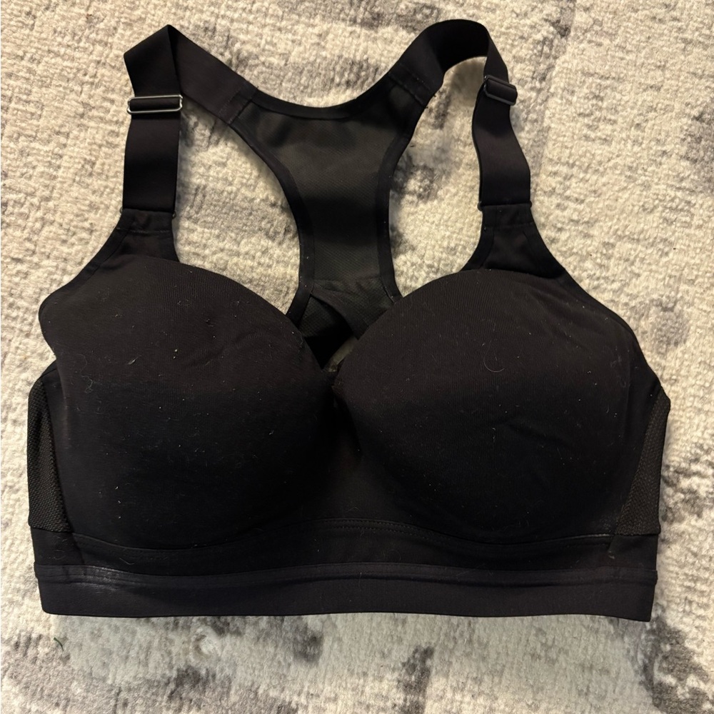 Seamless Black Sports Bra